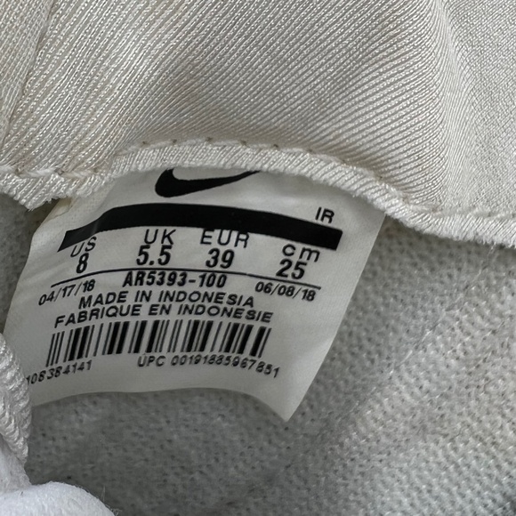 Nike Gold Metallic Leaf Classic Cortez Sneakers Size 8 Women’s - Picture 2 of 9